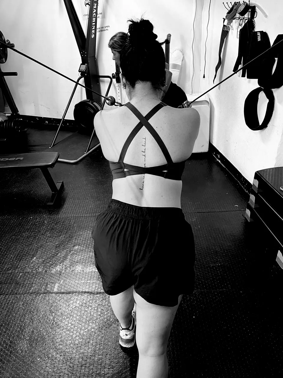 Pesas Be ONE Gym